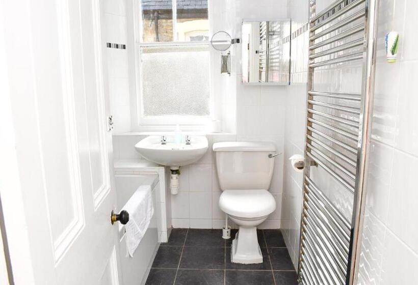 스탠다드 룸, Donnington Guest House