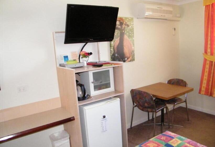 חדר סטנדרט, Clansman Motel