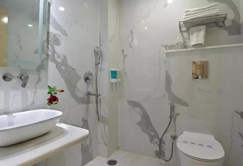 Executive-huone, Aman International A New Unit Of Aman Continental
