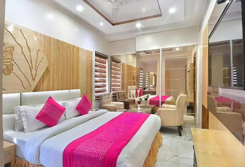 Executive-huone, Aman International A New Unit Of Aman Continental