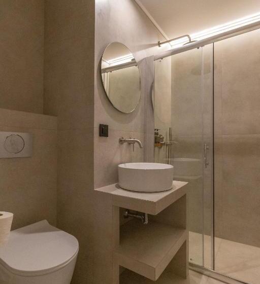 חדר סטנדרט לשלושה עם נוף צדדי לים, Artina