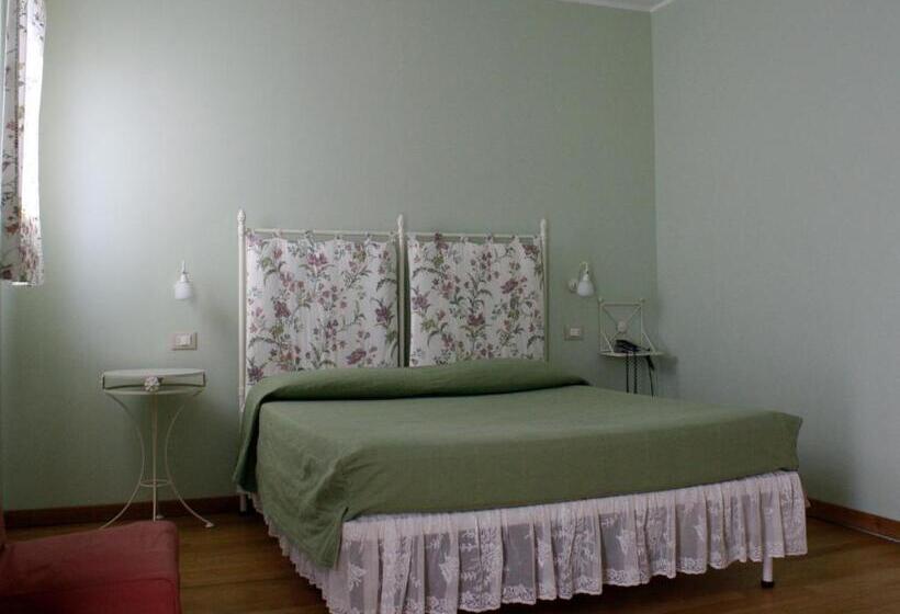 Полулюкс, Ca Del Moro Resort