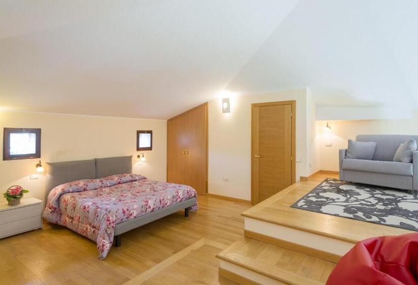 Люкс, Ca Del Moro Resort