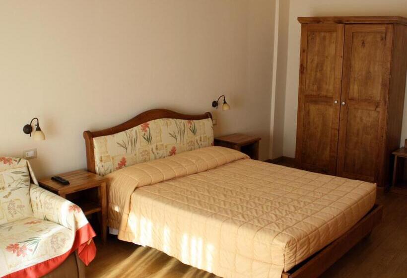 Номер Стандарт Трехместный, Ca Del Moro Resort