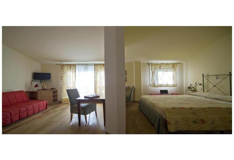 اتاق استاندارد سه نفره, Ca Del Moro Resort