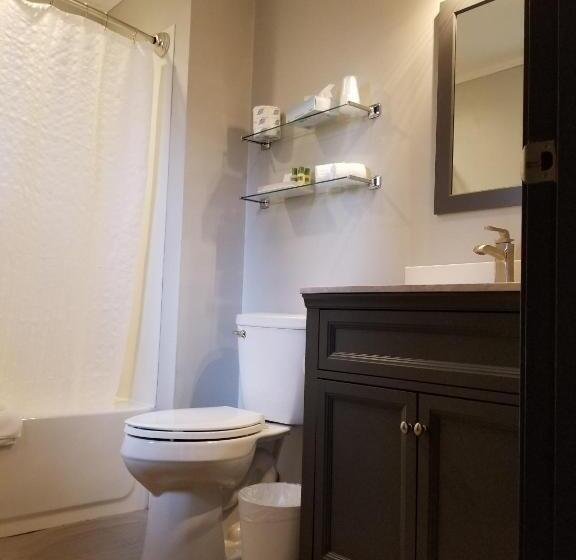 غرفة ديلوكس, Cedar Creek