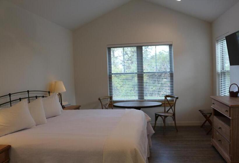 جناح ديلوكس سرير كينج, Cedar Creek