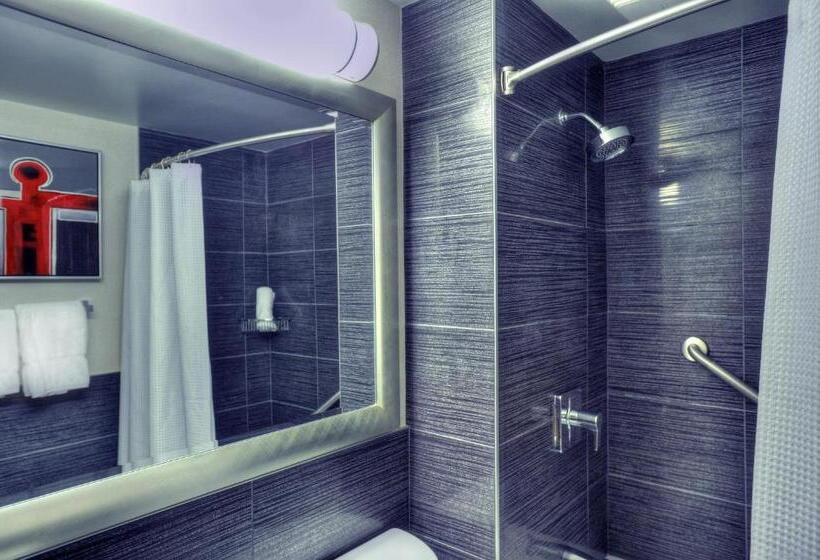 キングサイズベッドのスタンダードルーム, Forestel