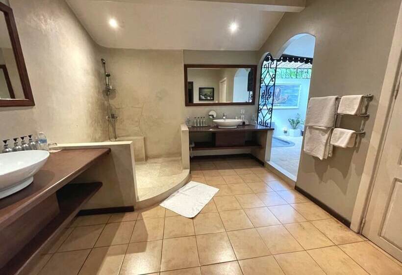 سوییت خانوادگی, La Palmeraie D'angkor