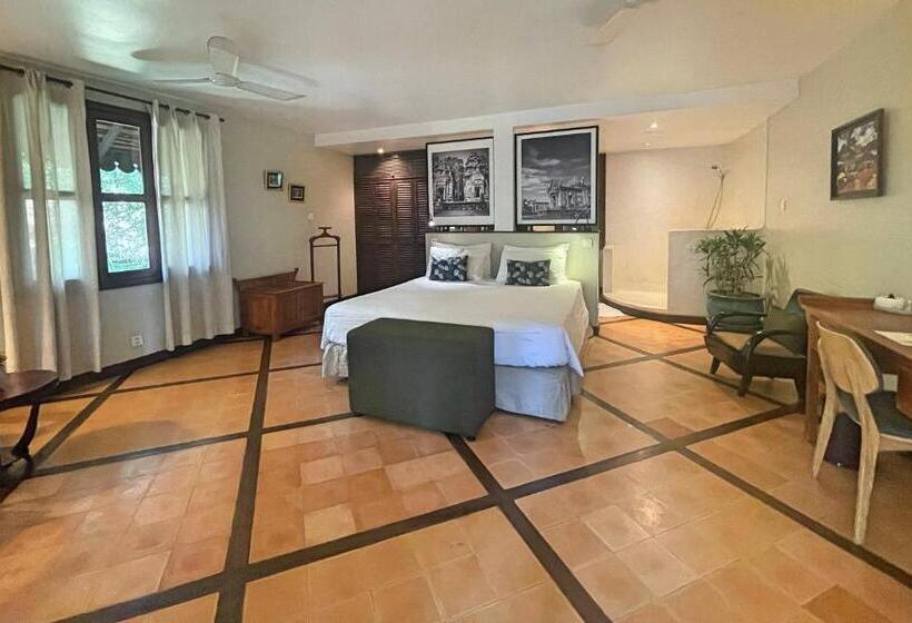 اتاق لوکس با چشمانداز استخر, La Palmeraie D'angkor