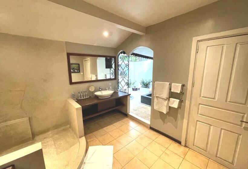 سوییت خانوادگی, La Palmeraie D'angkor