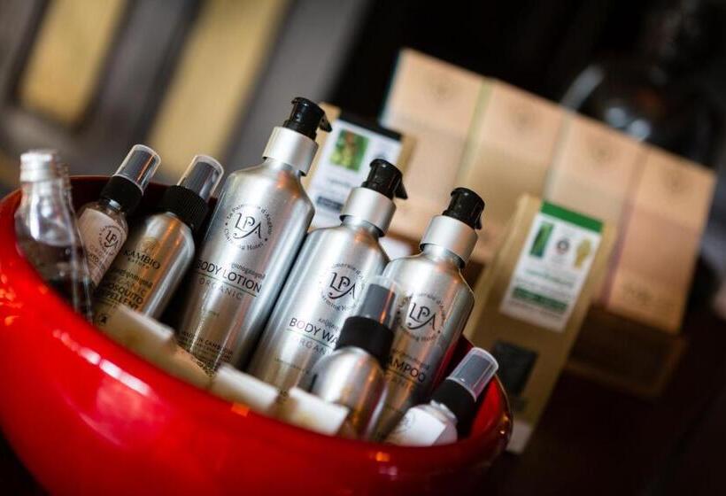 اتاق استاندارد سه تخته با چشمانداز استخر, La Palmeraie D'angkor