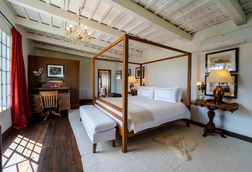 سوئیت با چشم‌انداز, Narbona Wine Lodge