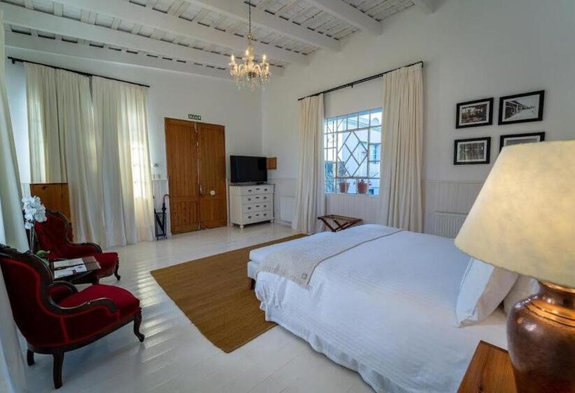 سوئیت با چشم‌انداز, Narbona Wine Lodge