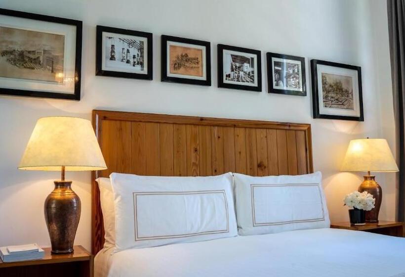 سوئیت با چشم‌انداز, Narbona Wine Lodge