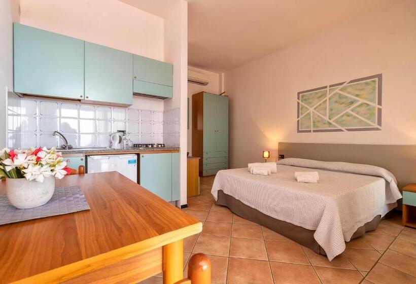 Студия Стандарт Вид на Море, Residence Le Vele