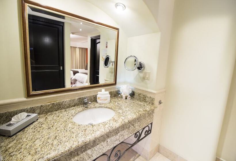 Quarto Estandar, Ticuan