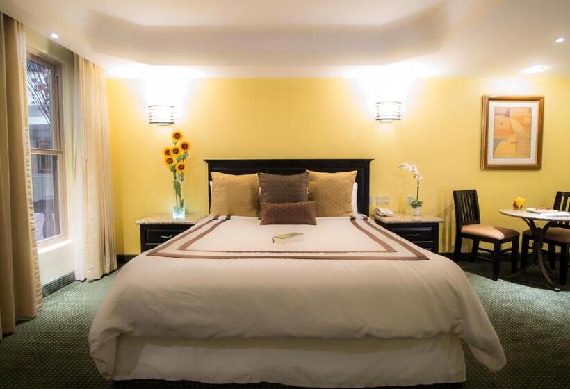 小型套房, Ticuan