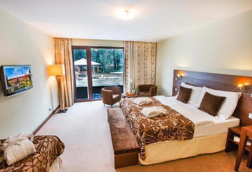 חדר קומפורט לשלושה, Zochova Chata   Adult Friendly