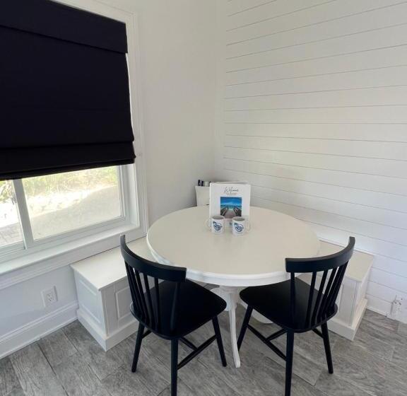 منزل غرفة نوم واحدة, Blue Waters Treasure Island