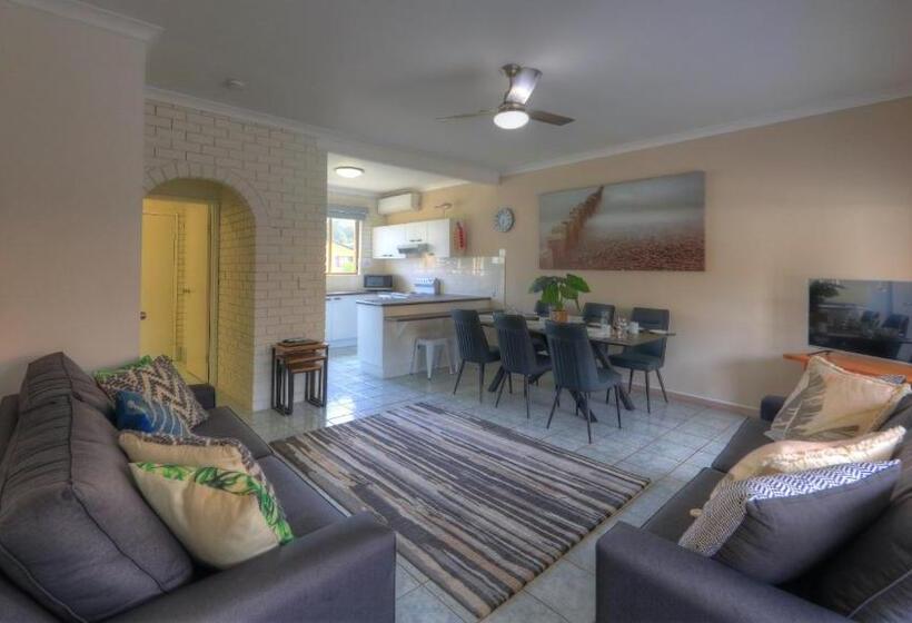 דירת חדר, Yamba Motor Inn