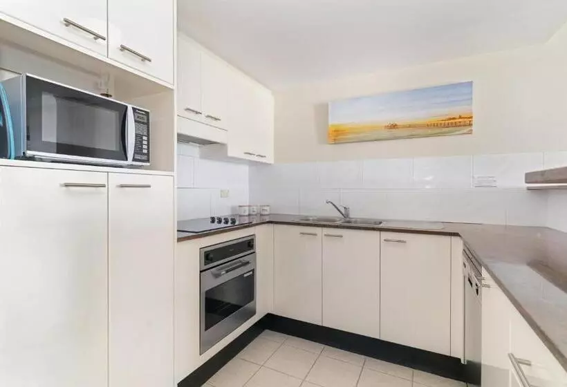 آپارتمان 1 خوابه با چشم‌انداز دریا, Northpoint Apartments
