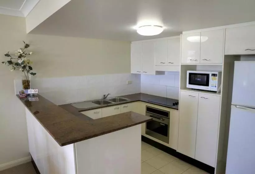 آپارتمان 2 خوابه با چشم‌انداز دریا, Northpoint Apartments