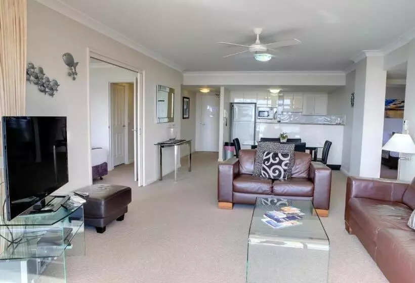 آپارتمان 3 خوابه با چشم‌انداز دریا, Northpoint Apartments