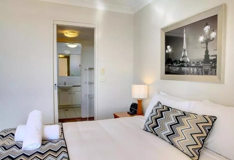 آپارتمان 3 خوابه با چشم‌انداز دریا, Northpoint Apartments