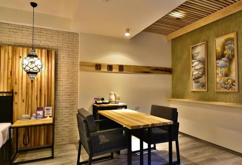 اتاق استاندارد با وان آب گرم, Ouge Motel Kaohsiung