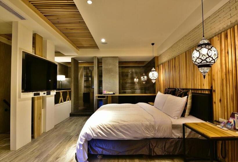 اتاق استاندارد با وان آب گرم, Ouge Motel Kaohsiung