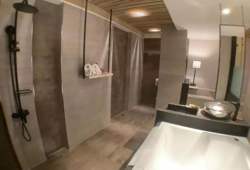 اتاق استاندارد با وان آب گرم, Ouge Motel Kaohsiung