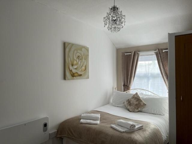 غرفة قياسية, Stay At 25