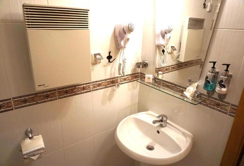 舒适两卧公寓, Pirin River Ski, Fun And Family