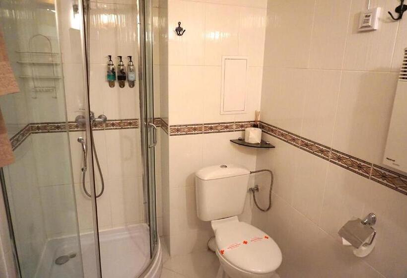 舒适两卧公寓, Pirin River Ski, Fun And Family