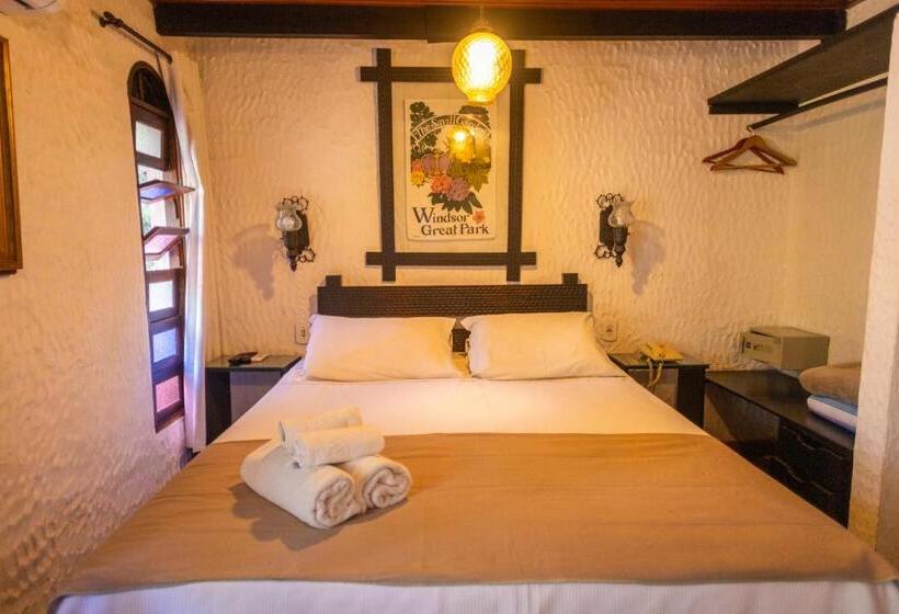 스탠다드 룸, Britannia