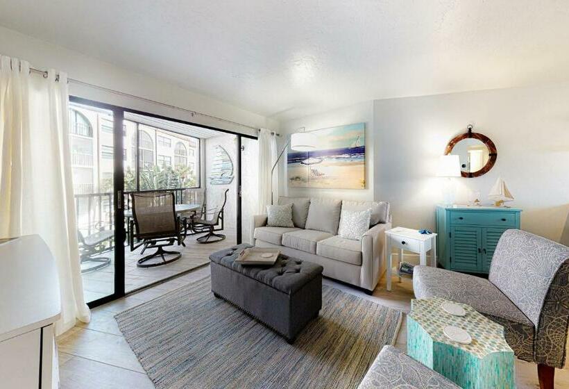 شقة غرفة واحدة, Sand Dollar