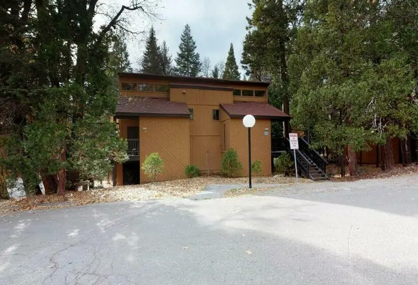 2ベッドルームアパートメント, Shaver Haven Condominium
