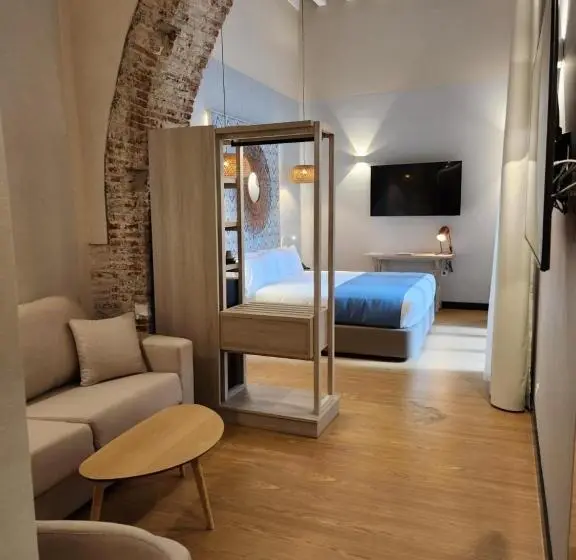 سوییت جونیور, Soho Boutique Cadiz
