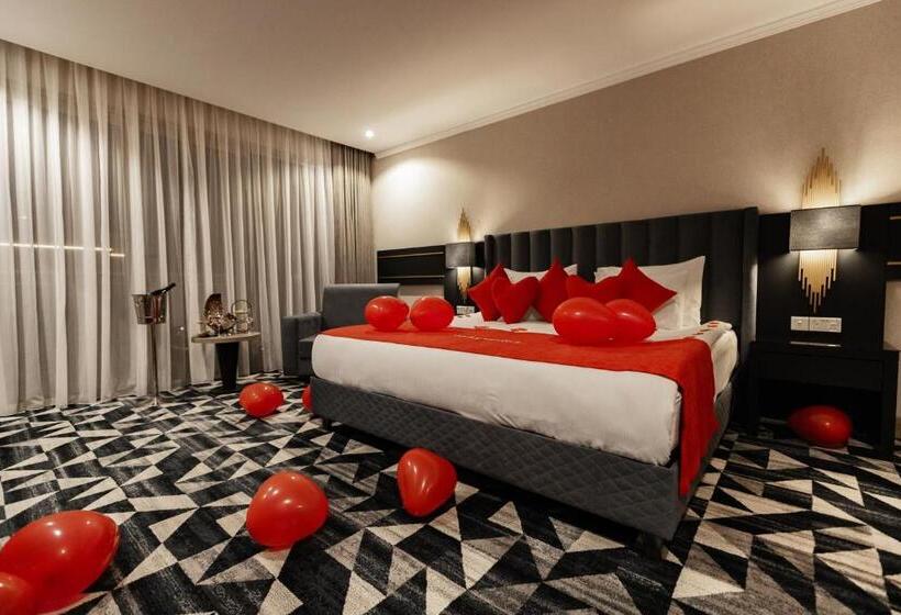 オーシャンビュースタンダードルーム, The Arkin Iskele