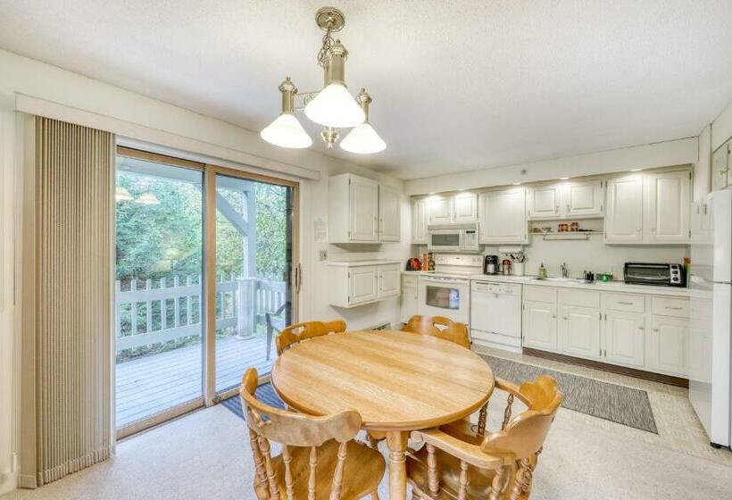 شقة غرفة واحدة, Bromley Mountain Condo