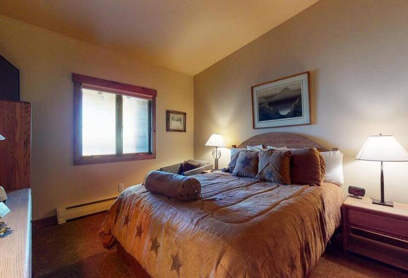 침실 2개 아파트, Copper Valley 114