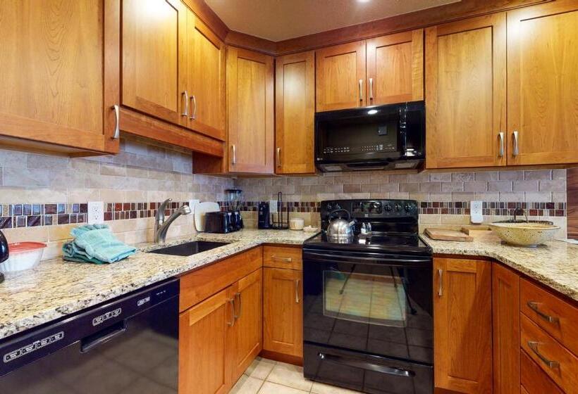 침실 2개 아파트, Copper Valley 114