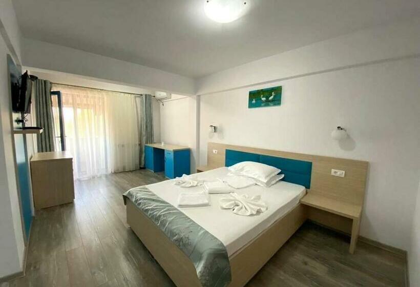 スタンダードルーム, Pensiunea Pelicanul