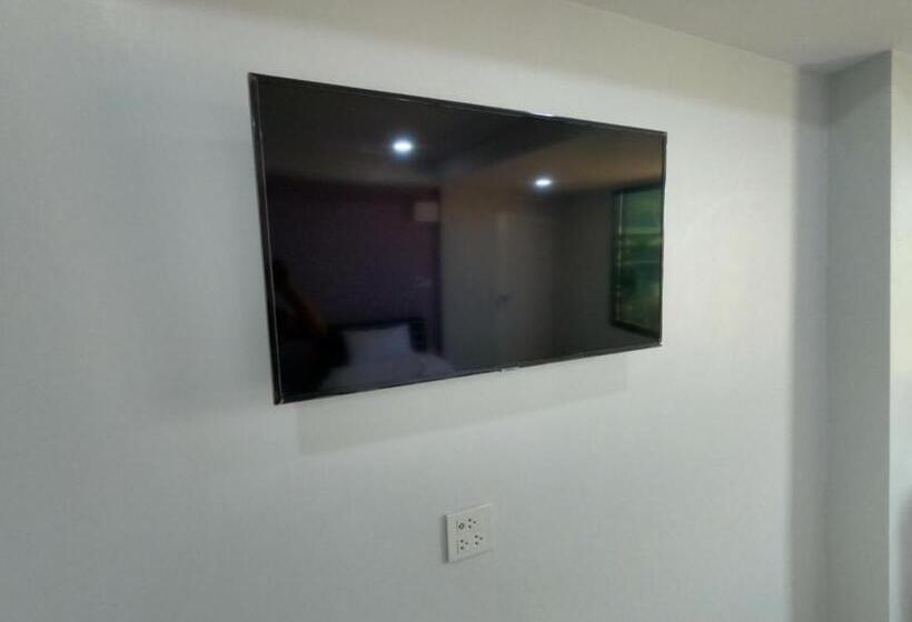 スタンダードルーム, Khun Ying