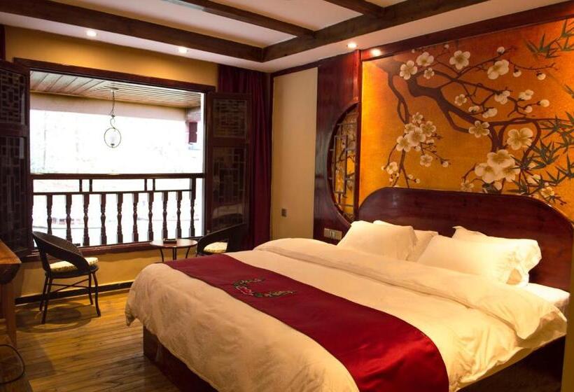 Стандартный Номер Кровать Кинг, Fenghuang Tujia Ethnic Minority River View