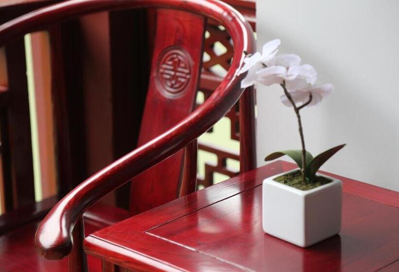 غرفة قياسية, Fenghuang Tujia Ethnic Minority River View