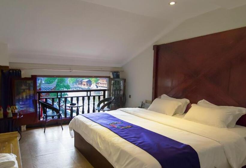 غرفة قياسية, Fenghuang Tujia Ethnic Minority River View