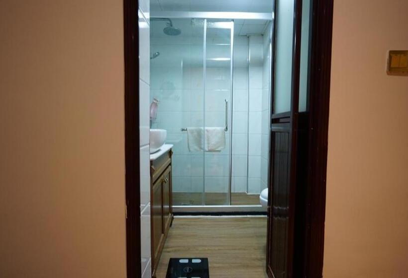 غرفة قياسية فردية, Fenghuang Tujia Ethnic Minority River View