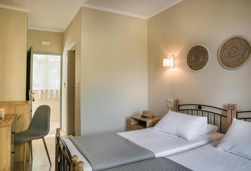 Номер Стандарт с Балконом, Irilena